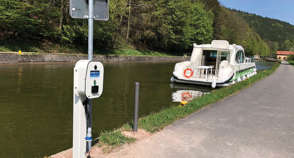 French electric hire boats and charging