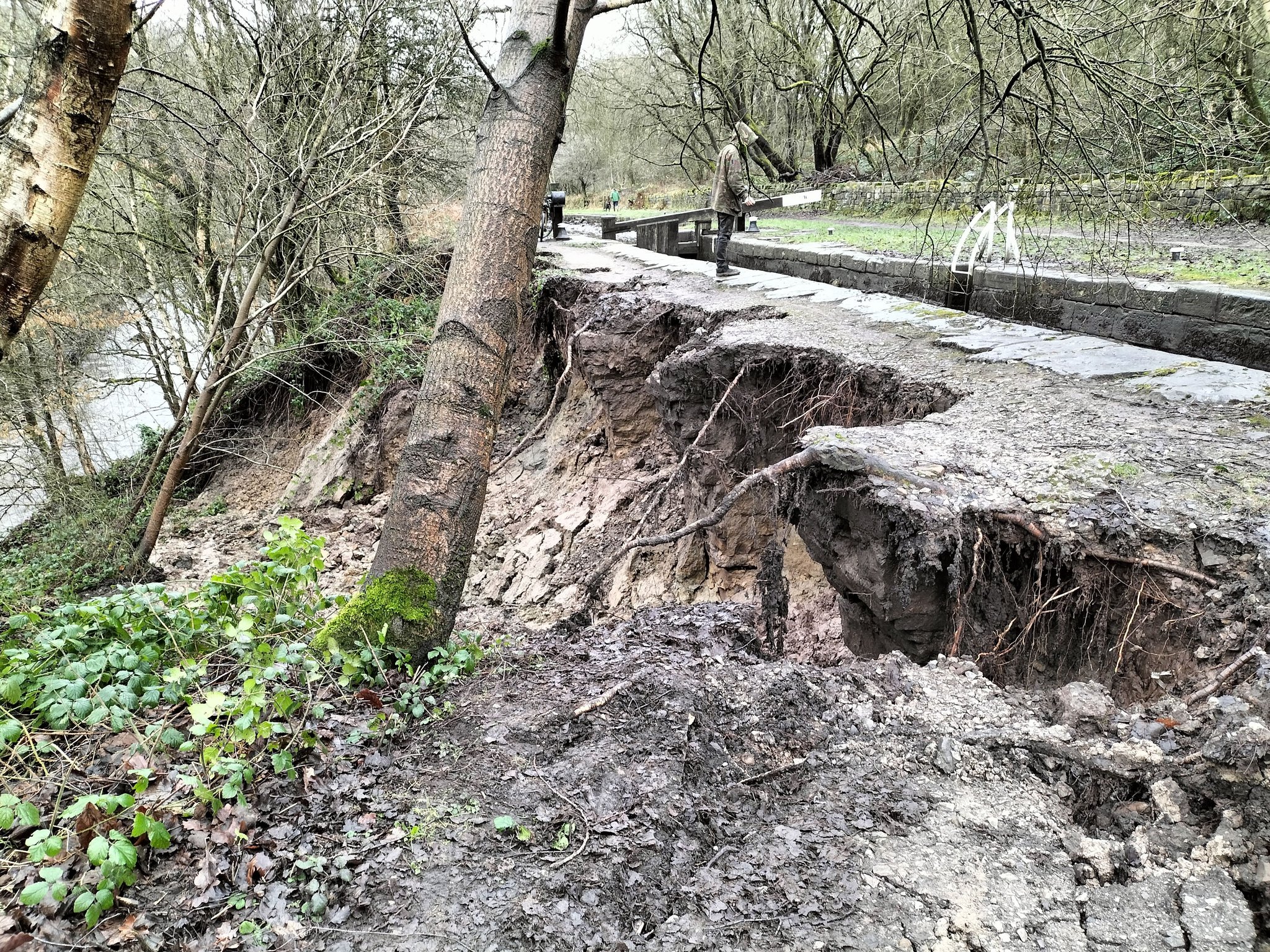 Huddersfield Narrow Canal Closed after New Year Rainfall