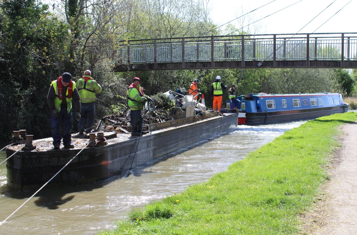IWA Milton Keynes Branch Clean-up fills two 16-tonne lorries